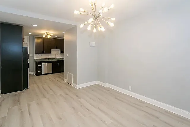 834 N Mozart St #2R — Photo 10