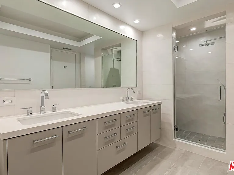 2142 Century Park Ln #102 — Photo 24