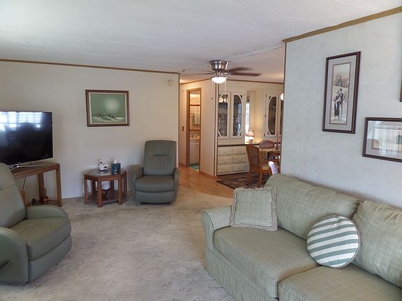 3rd image of 29 Camino Real Ct