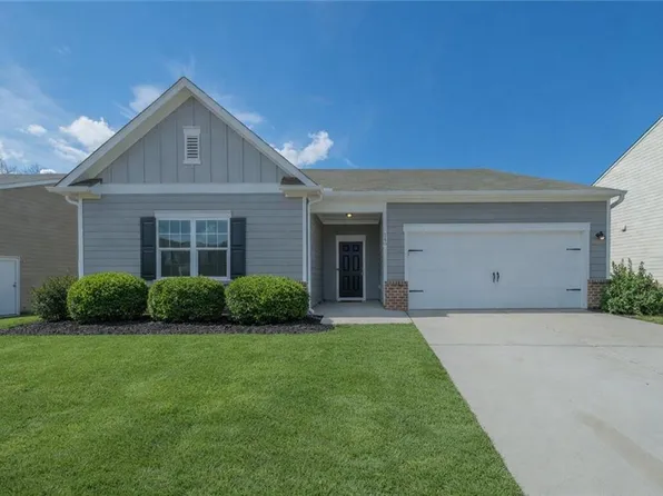 145 Meriwether Ln, Villa Rica, GA 30180