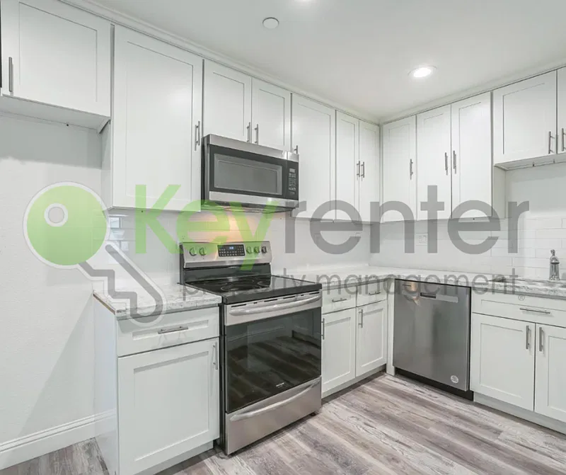 4 bed, 2.0 bath, 1477 sqft, $2,500 — Photo 2