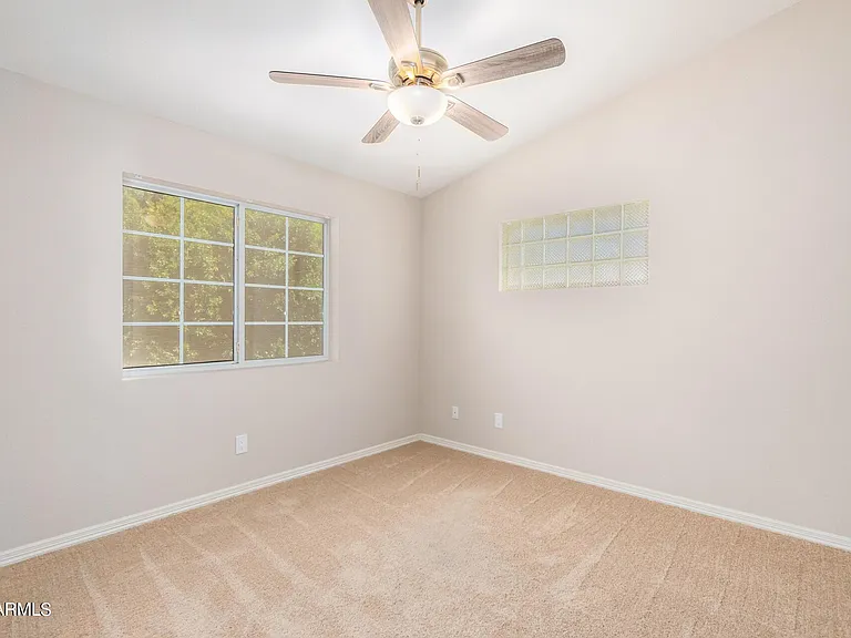 2322 S Rogers Cir #18 — Photo 23