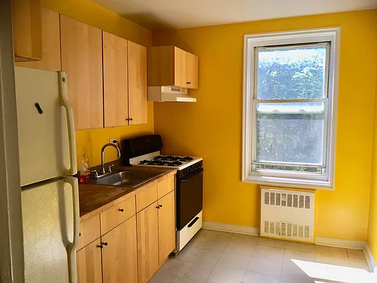 Rented by Showcase Realty | media 12