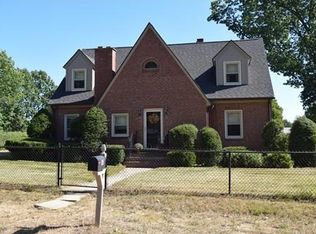 60 Ingham St, Chicopee, MA 01013