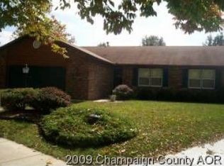2322 Greenwood Ct, Champaign, IL 61821