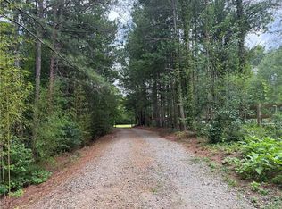 1565 Dr Bramblett Rd, Cumming, GA 30028