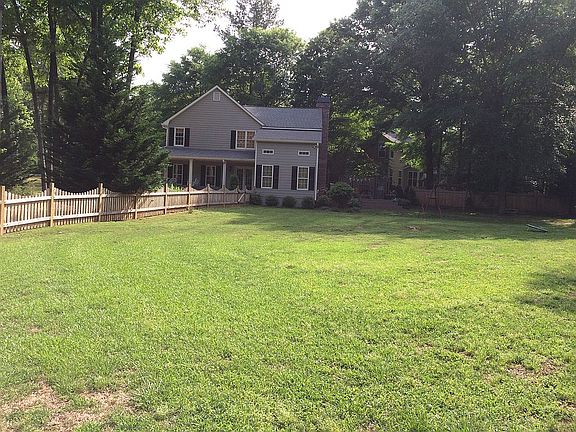 5th image of 157 Kenton Pl