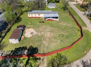 606 S Pine Hill St, Pinehurst, TX 77362