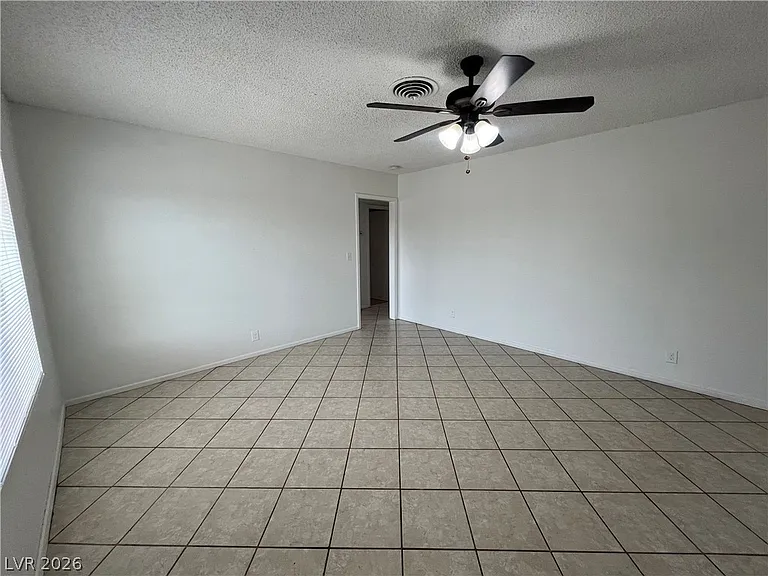 4020 San Bernardino Ave #0 — Photo 2