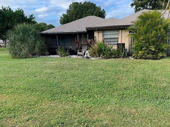 2nd image of 9311 Cobbler Ln