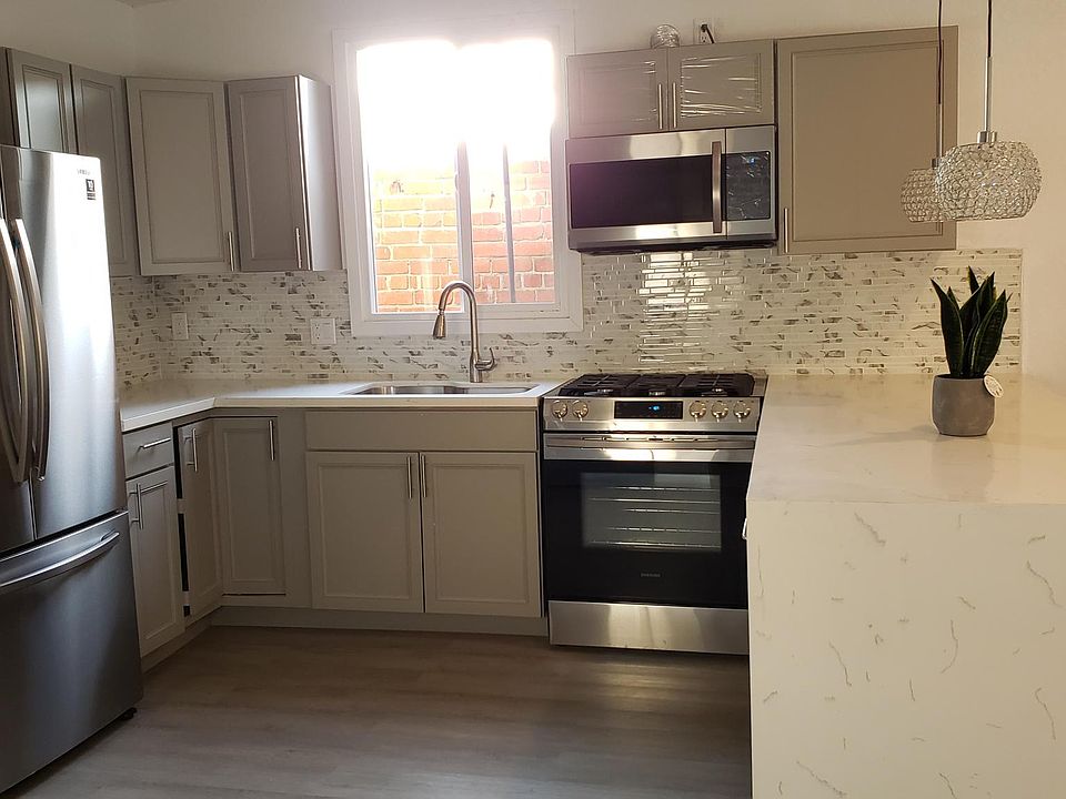 2nd image of 1432 W Olympic Blvd #B