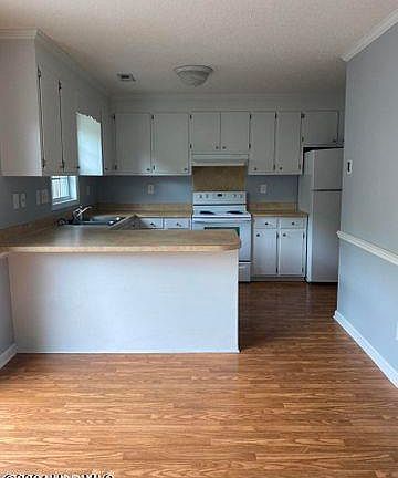 5th image of 1225 Cross Creek Cir APT G4