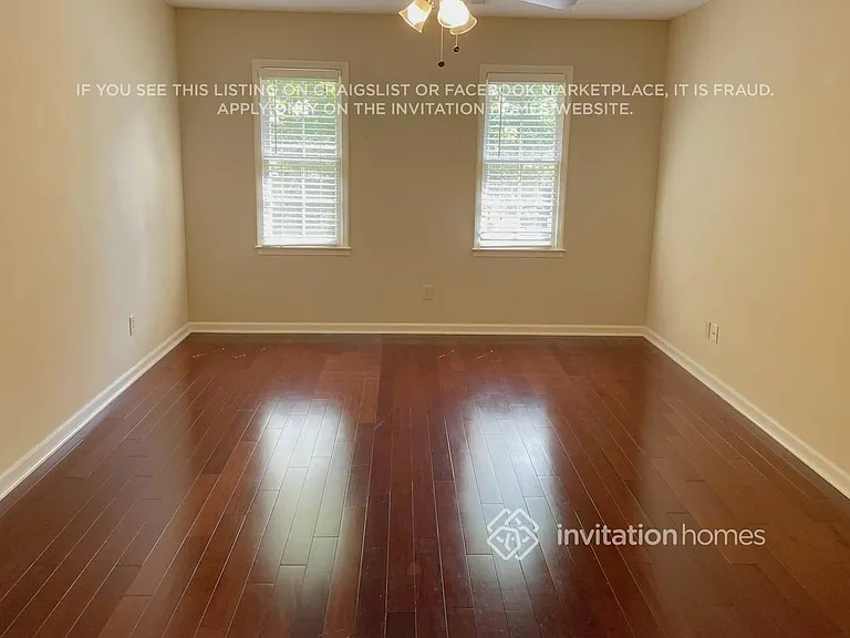 3761 Apple Way — Photo 4