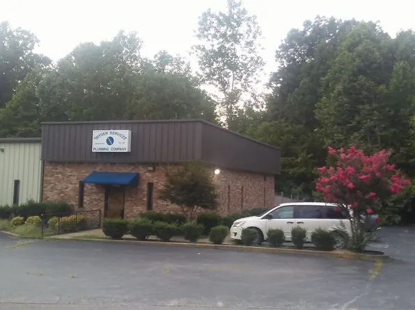 4881 English Towne Dr, Memphis, TN 38128