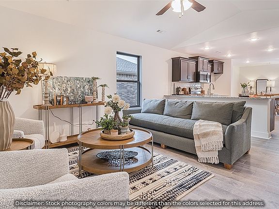 3rd image of 2061 Wildflower Dr