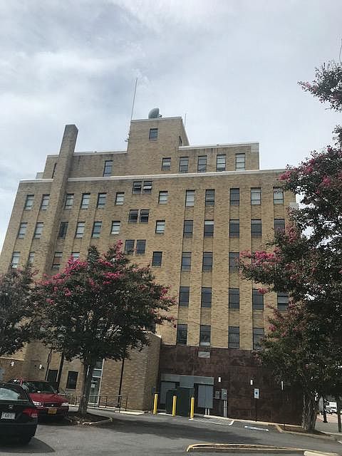 1st image of 30 Franklin St APT 706