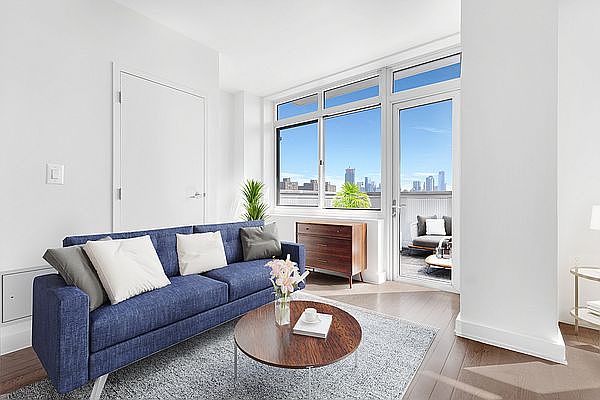 1st image of 1115 Broadway APT 3L