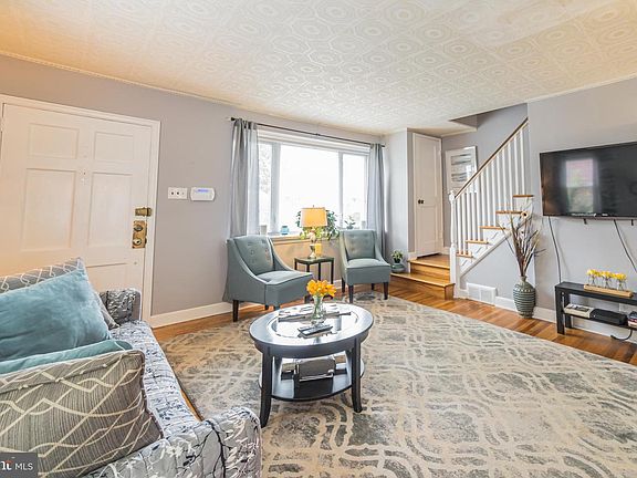 5th image of 1113 Cobbs St