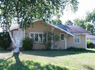 11240 Arrowhead St NW, Coon Rapids, MN 55433