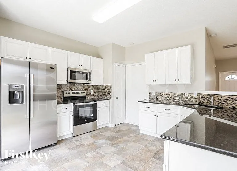 5521 Scenic Brook Ln — Photo 7