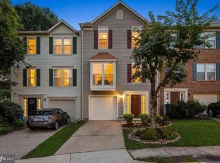 14290 Glade Spring Dr, Centreville, VA 20121