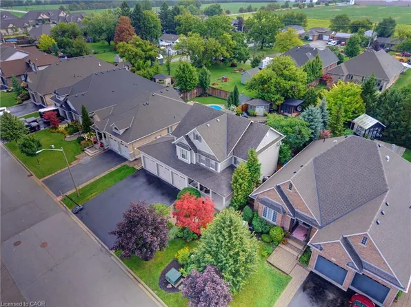 38 Hornak Rd, West Lincoln, ON L0R 2A0
