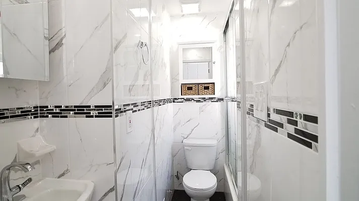 Rented by Compass | media 33