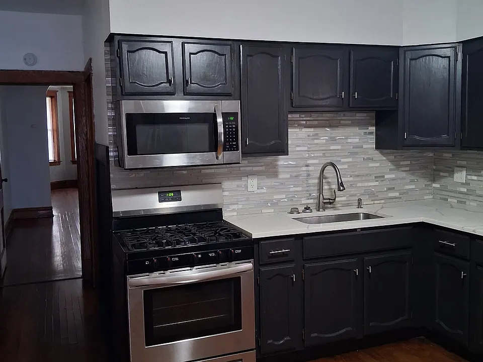1606 S Austin Blvd #1