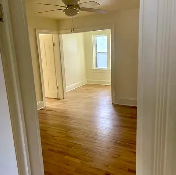 1216 Gratiot Ave #1 — Photo 2