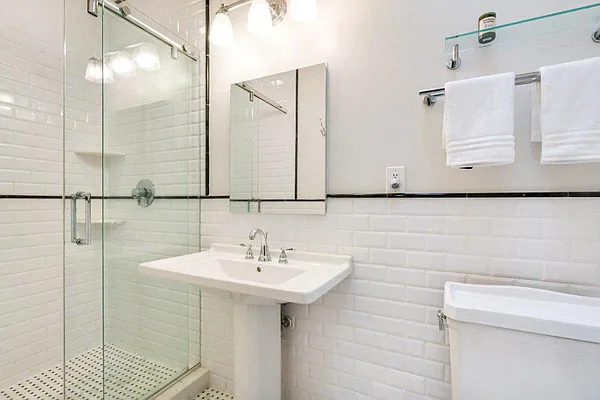 Sold by HomeDax Real Estate | media 6