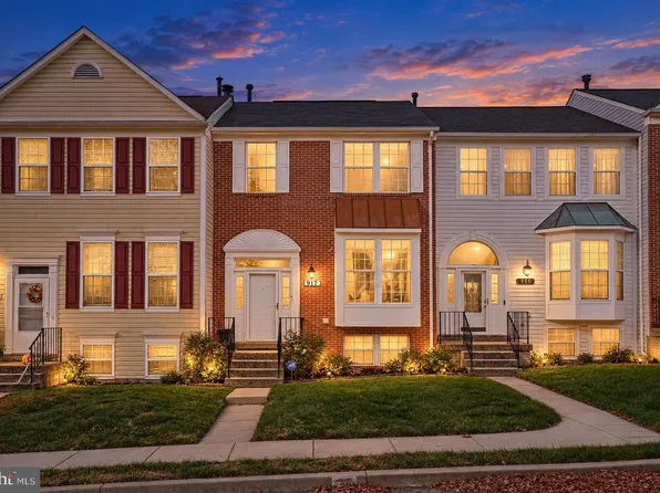 917 Lake Overlook Dr, Bowie, MD 20721