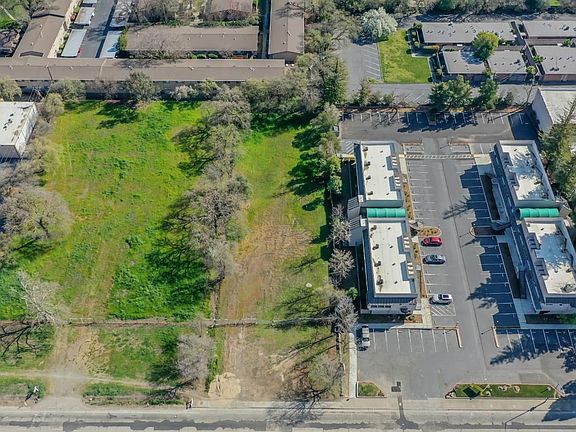 3rd image of 6740 Fair Oaks Blvd