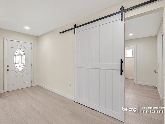 5th image of 6941 Golf View Dr