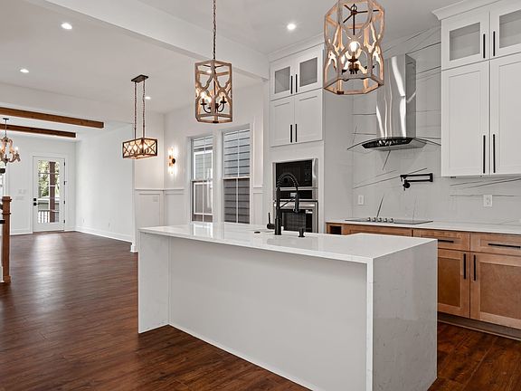 4th image of 151B Fain St #3