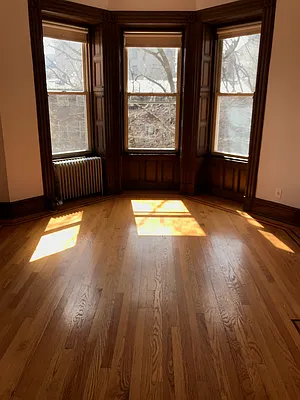 Rented by Picture Realty Inc. | media 25