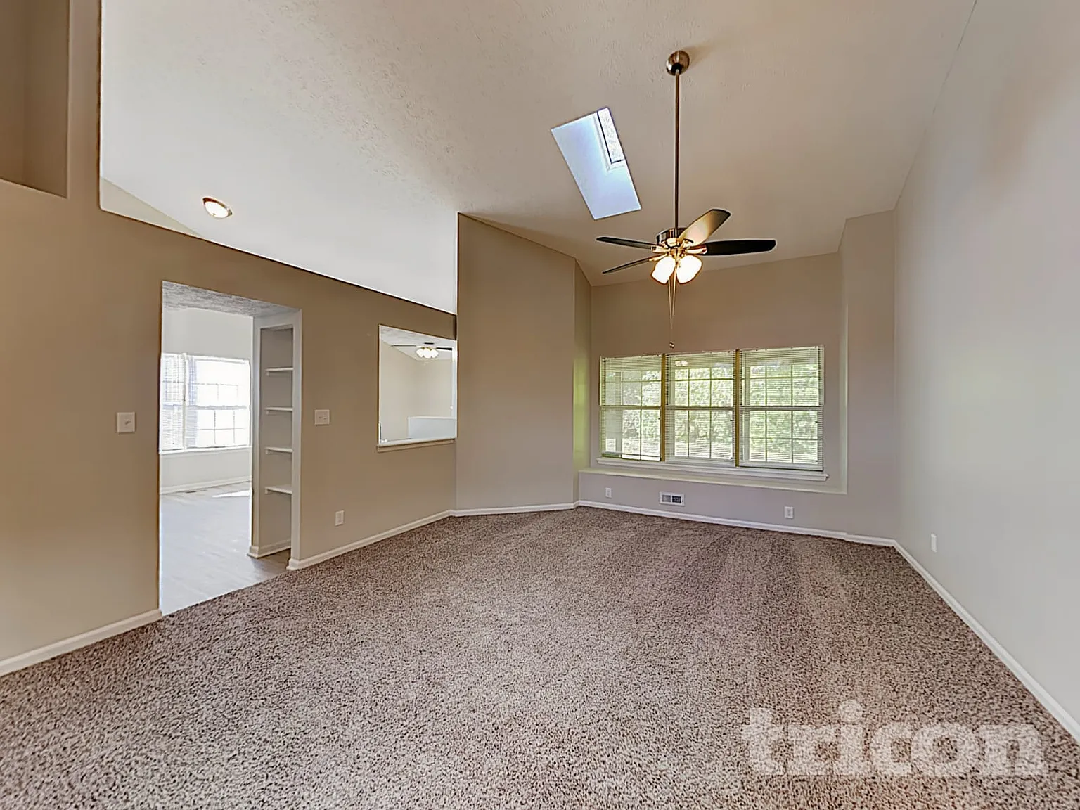 3020 Sunmeadow Court Indianapolis IN — Photo 2