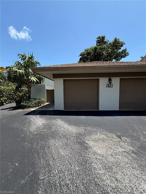 3 bed, 2.0 bath, 1585 sqft, $6,500 — Photo 3