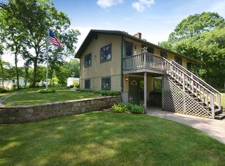 420 Ross Hill Rd, Charlestown, RI 02813