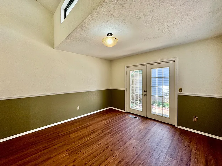 428 Sundance Ln — Photo 6
