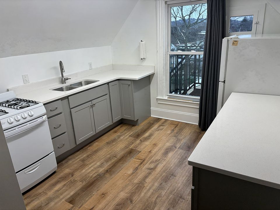 1st image of 310 Biddle Ave #3