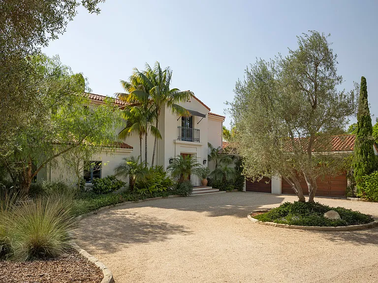 4110 Creciente Dr — Photo 5