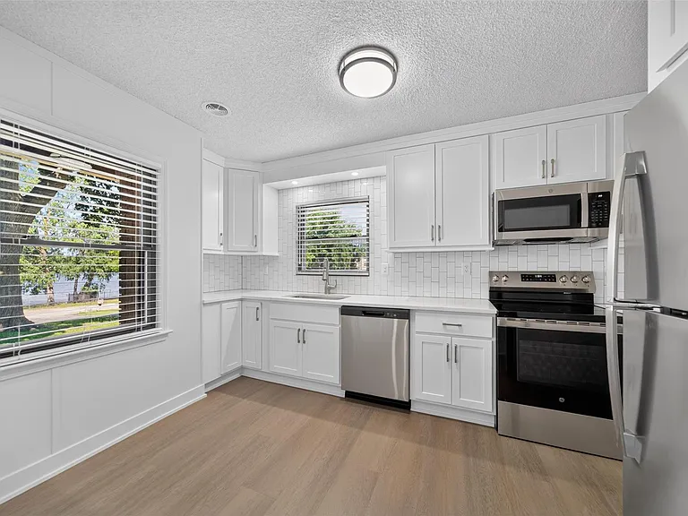 2079 Klingensmith Rd — Photo 15