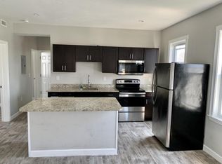 114 Endicott St, Worcester, MA 01610