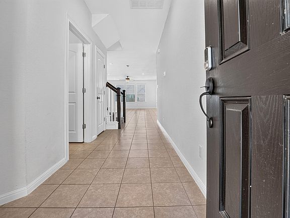 2nd image of 221 Sand Lily Ln
