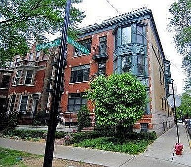 1st image of 600 W Arlington Pl #3