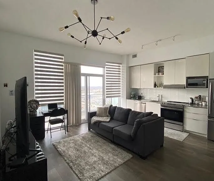 2520 Eglinton Ave W #1404 — Photo 2