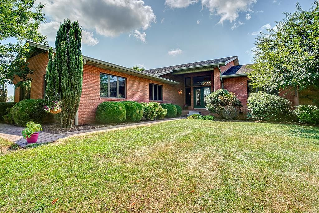 23300 Wycoff Dr Abingdon Va 24211 Mls 9910721 Zillow