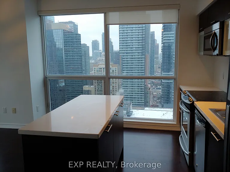 386 Yonge St #3115 — Photo 3