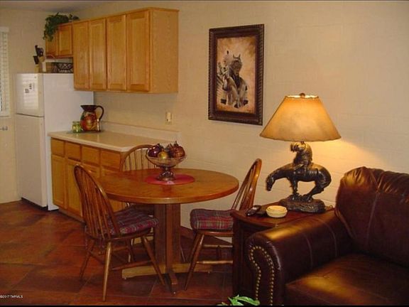 4th image of 402 S Paseo Pena