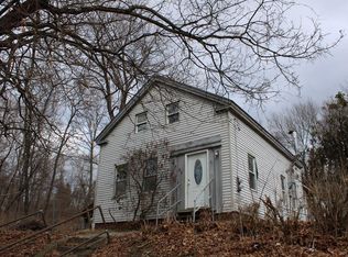 55 Washington St, Greenfield, MA 01301